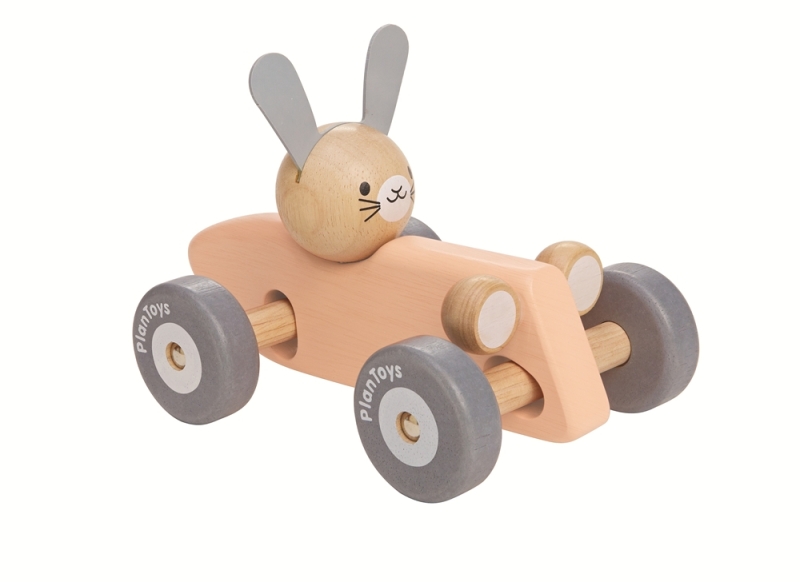Rennwagen mit Hase